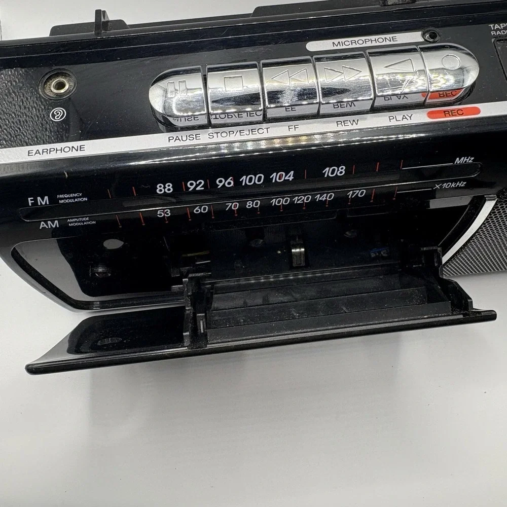 Sony CFM-130 AM/FM Radio Cassette Recorder Portable Tape Player Tested Read